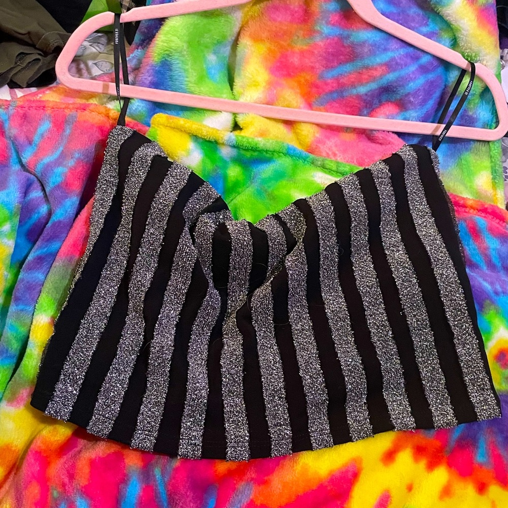 Cute strapless top